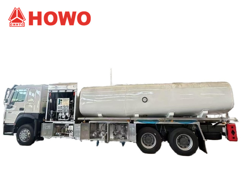 HOWO JET A aircraft fuel truck