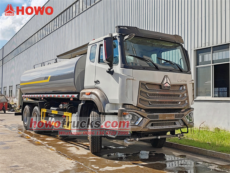 SINOTRUK HOWO 18CBM water tank truck