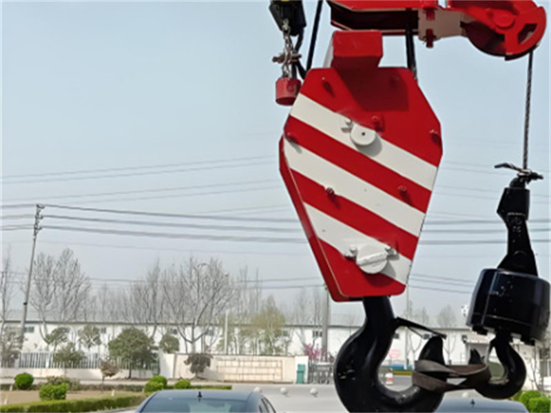 Howo 20ton crane truck