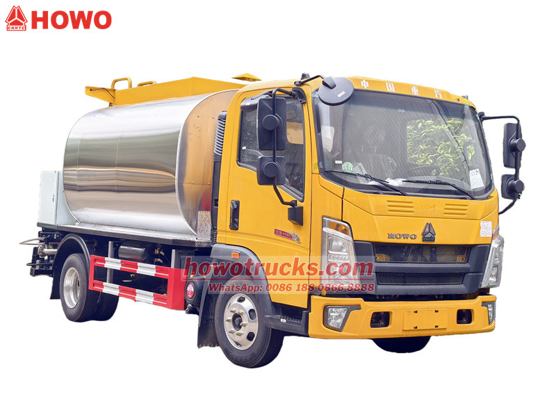 HOWO light asphalt spreader truck HOWO light asphalt spreader truck